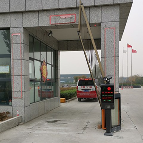 能展示廣告的道閘有哪些優(yōu)勢？